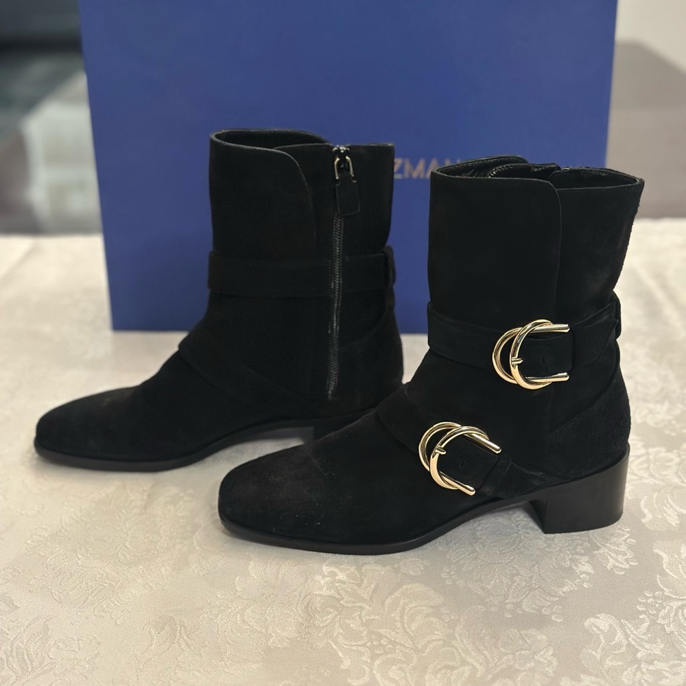 Stuart Weitzman Britain Suede Bootie